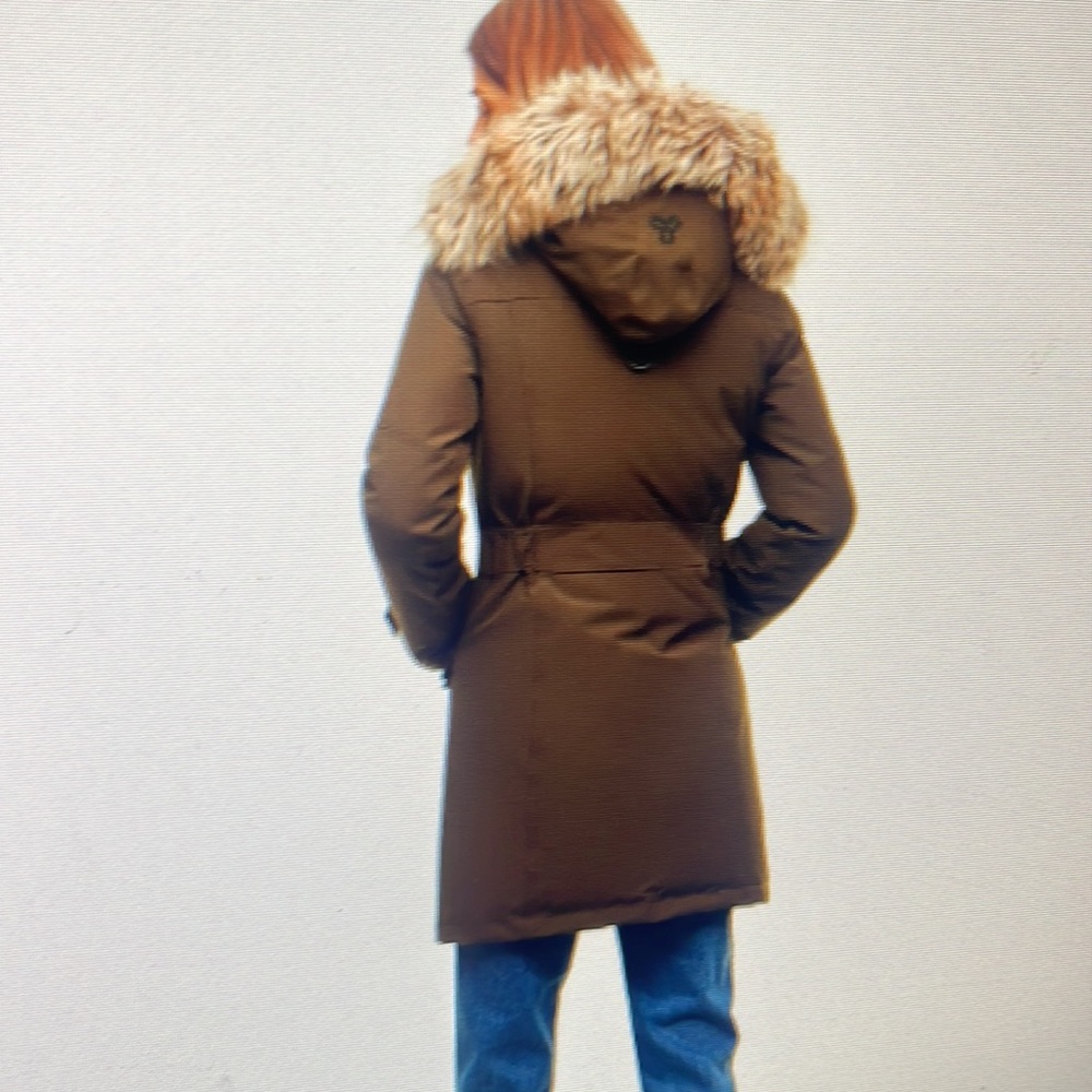 Aritzia/tan Bancroft parka medium olive green - Picture 2 of 15